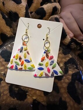 White Triangle Dangle Earrings with Multicolor Confetti
